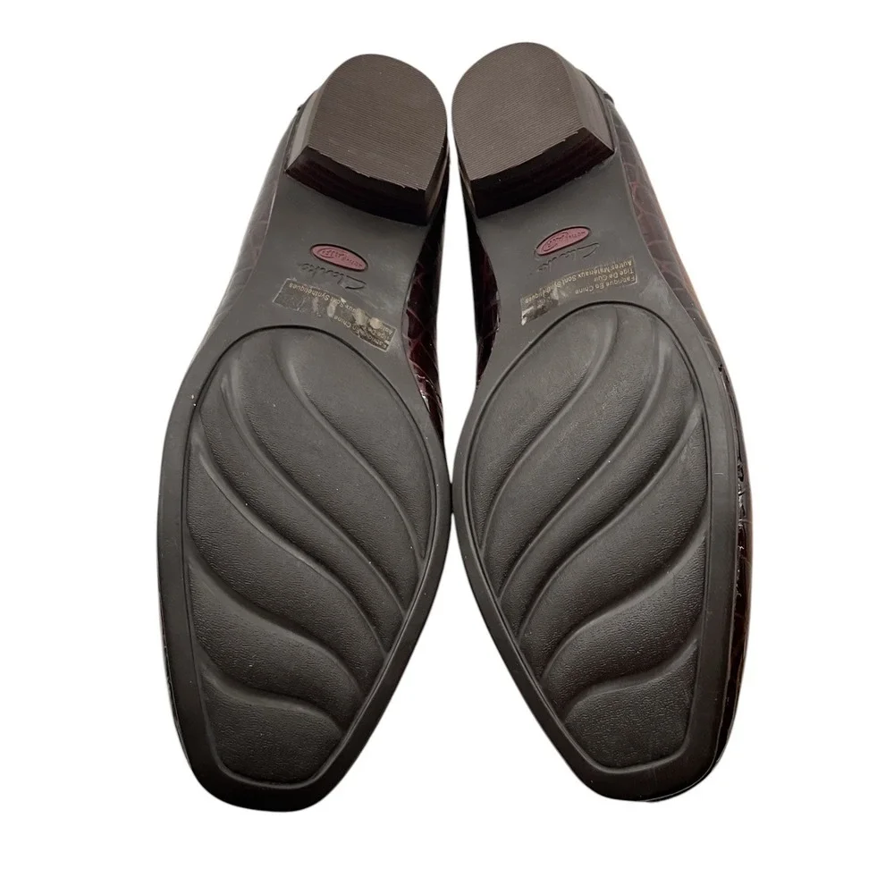 Clarks everyday loafers